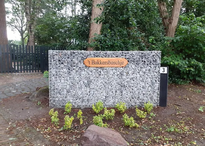 T'bakkersboschje Nummer 9 Chalet Putten