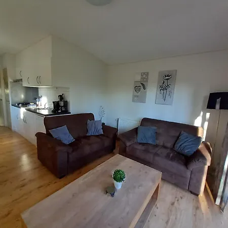 T'bakkersboschje Nummer 9 Шале *